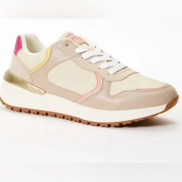 Rue Athletic Sneaker - Picture 5 of 8